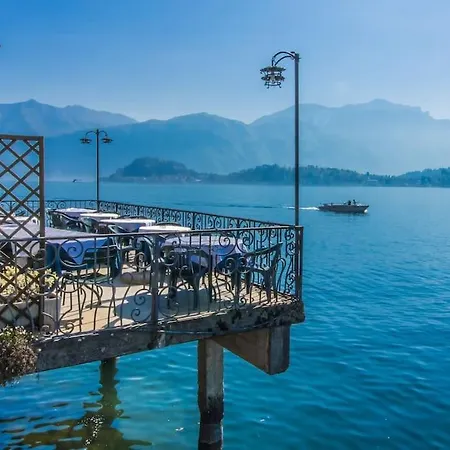 Di Como, Griante - Villa *